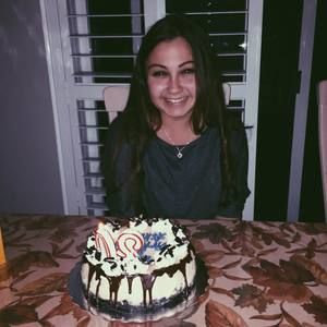 Meet your Posher, Ashley